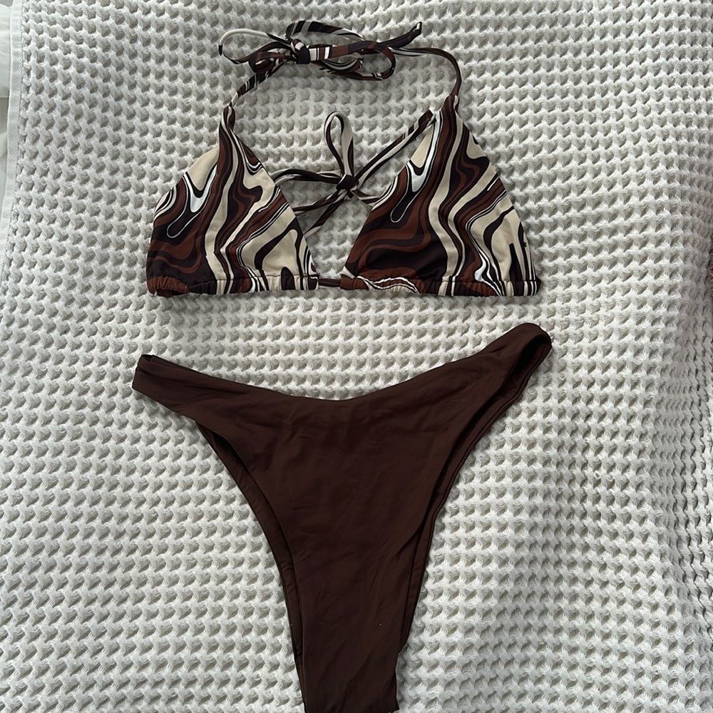 Toluca Swim brown swirl bikini set, size Medium